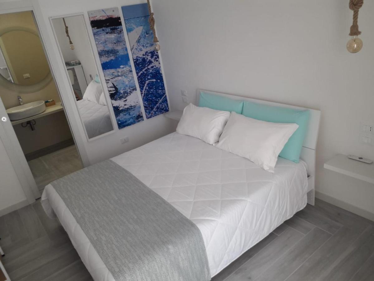 Aquamari B&B Vieste Bagian luar foto