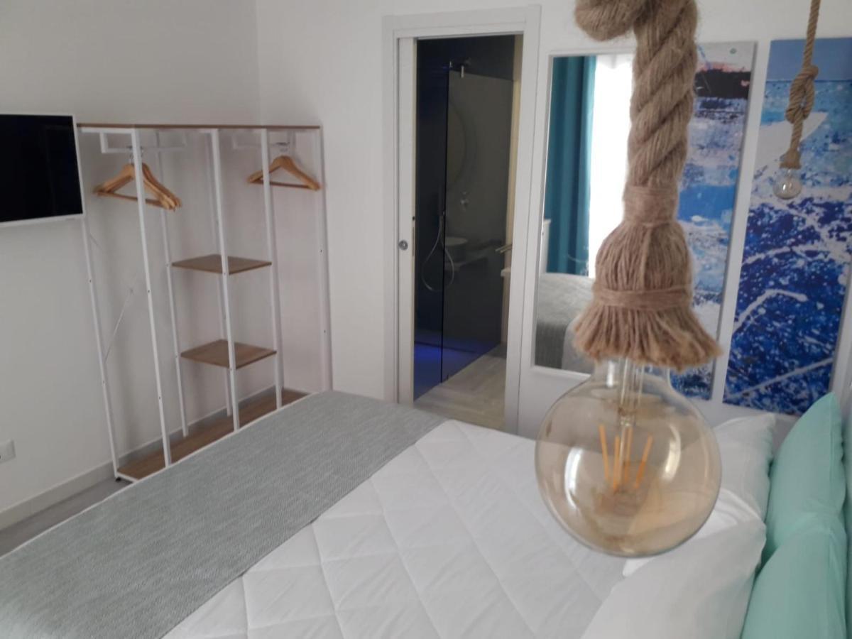 Aquamari B&B Vieste Bagian luar foto