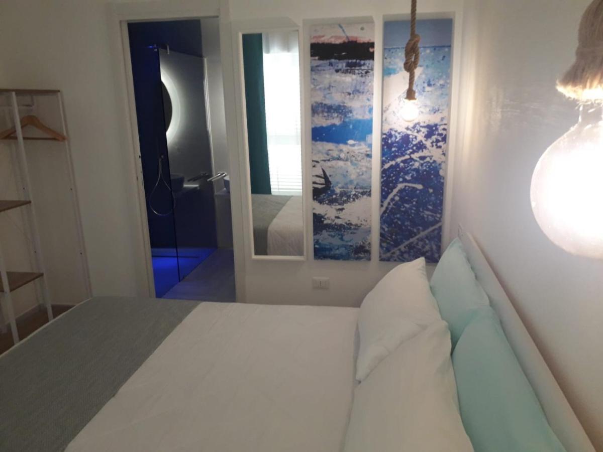Aquamari B&B Vieste Bagian luar foto