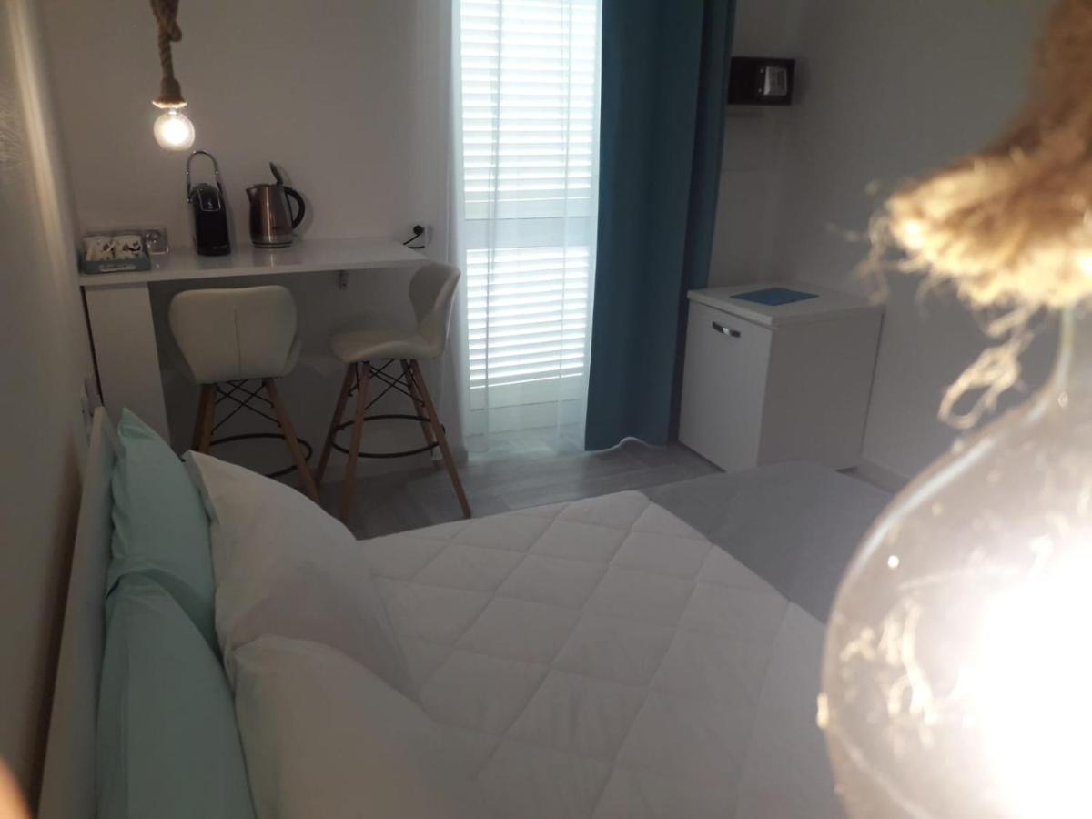 Aquamari B&B Vieste Bagian luar foto